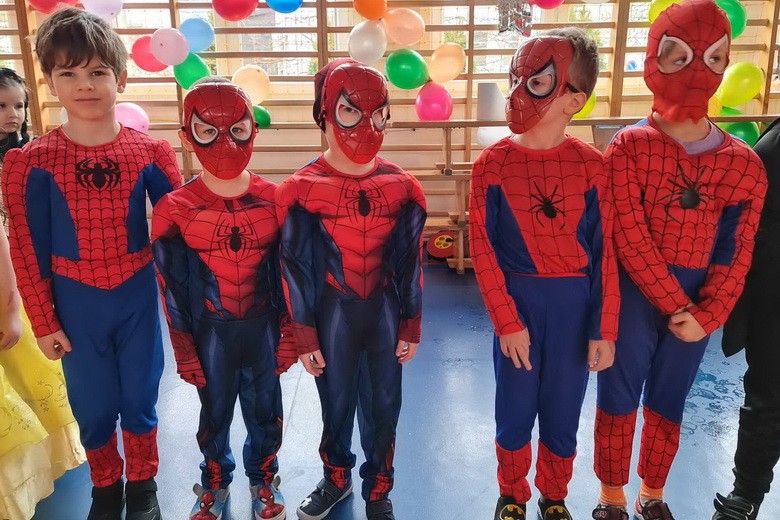 Tam, gdzie Spiderman spotka drugiego. Bal Karnawałowy w piskim przedszkolu